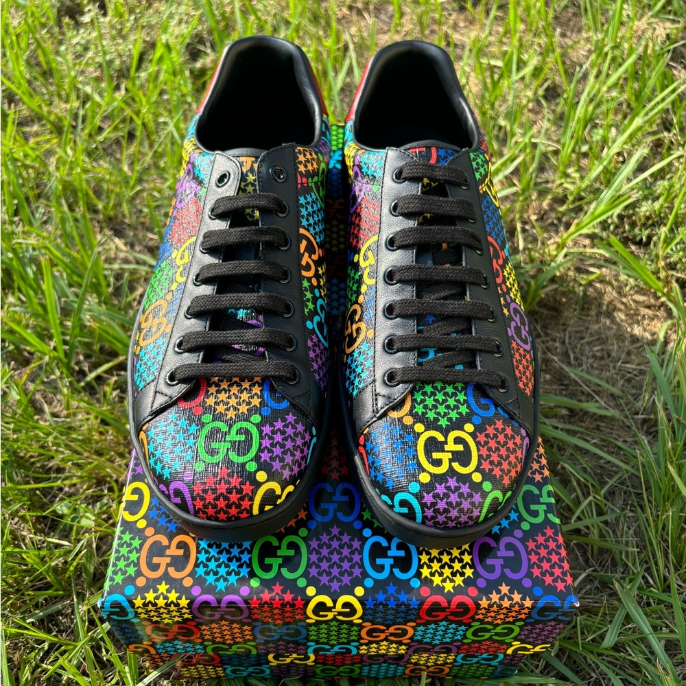 Gucci shoes
